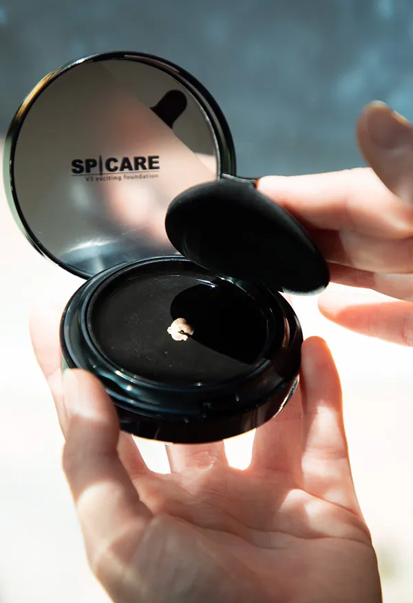 CHARIS & Co. - SPICARE V3 Exciting Foundation SPF 37 ++
